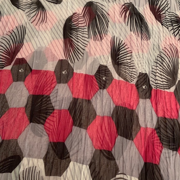 NEW Women's Multicolor Long Neck Scarf - Picture 2 of 2